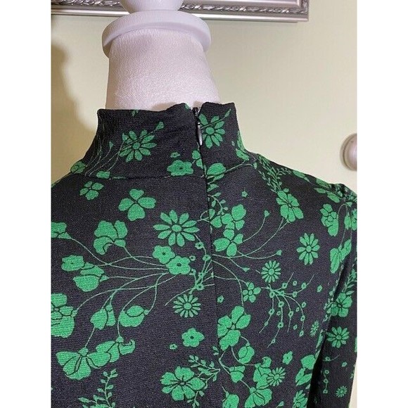 Who What Wear Floral Print Puff Sleeve Stretch Blouse in Midnight Foilage Size M - Picture 4 of 11